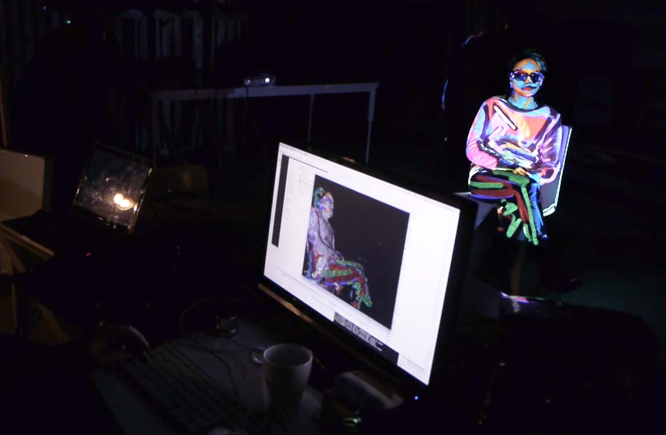 LiGHT-UP COLLECTIVE